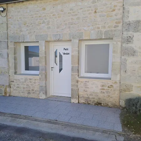 Bed & Breakfast D'hotes Chateau Pierre De Montignac