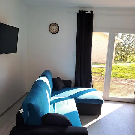 D'hotes Chateau Pierre De Montignac Bed & Breakfast Civrac-en-Medoc
